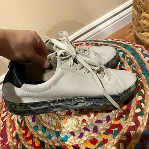 Banana Republic light grey marble sole  leather sneakers